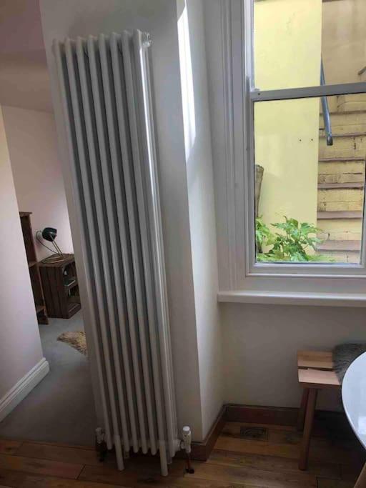 Beautiful, Well Positioned Flat In Clifton Wood Apartment Bristol Exterior photo